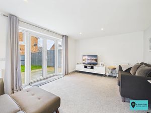 Living Room- click for photo gallery